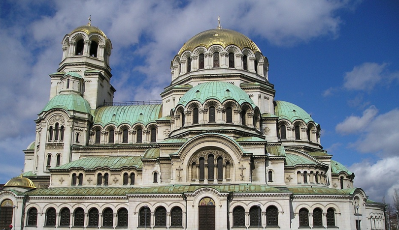 Пет храма, които да посетите в София