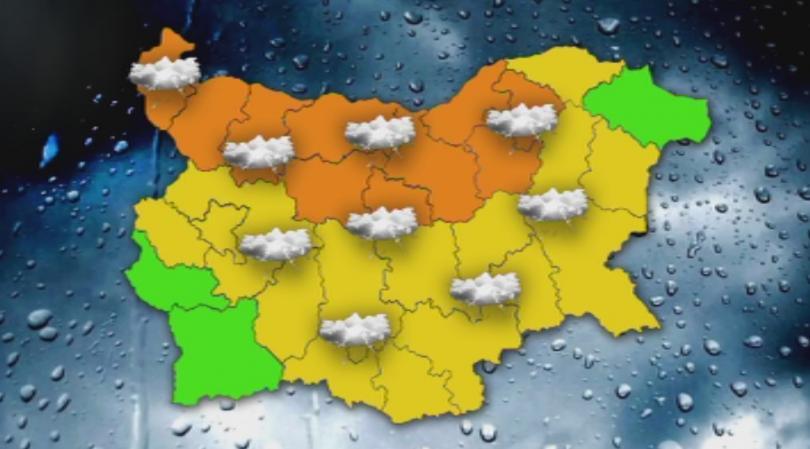 code orange weather alert districts bulgaria over rain hailstorms