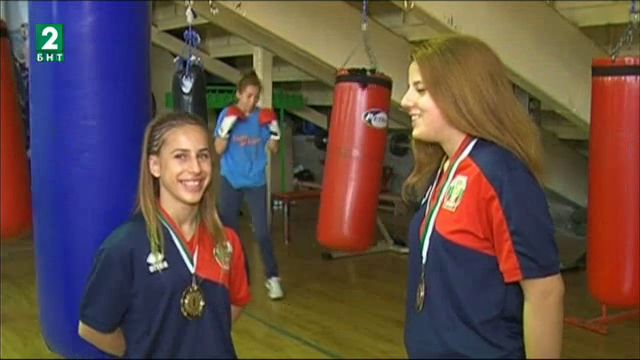 Златен и бронзов медал за боксов клуб Русе от ЕП по бокс