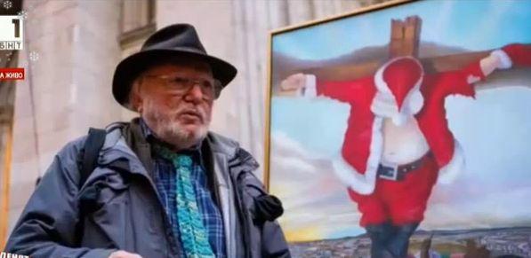 Картина на разпнат Дядо Коледа предизвика скандал
