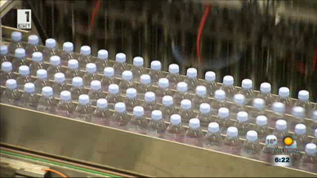 Опасна ли е за здравето водата в пластмасови бутилки?