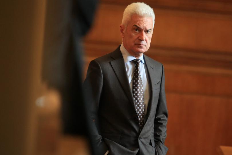 Volen Siderov dismissed as leader of ‘United Patriots’ parliamentary group