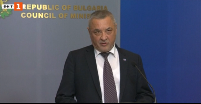 Bulgaria’s Deputy Prime Minister Valeri Simeonov resigned