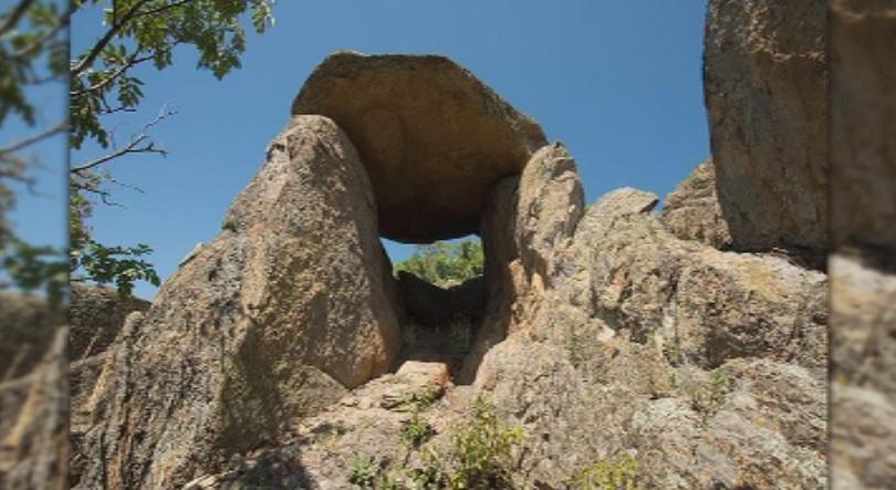 giant stone egg discovered bulgaria’s zlatosel